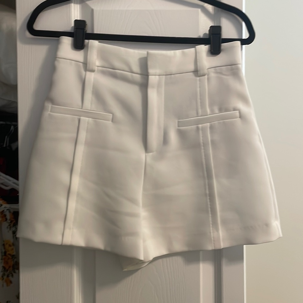 Zara White Shorts